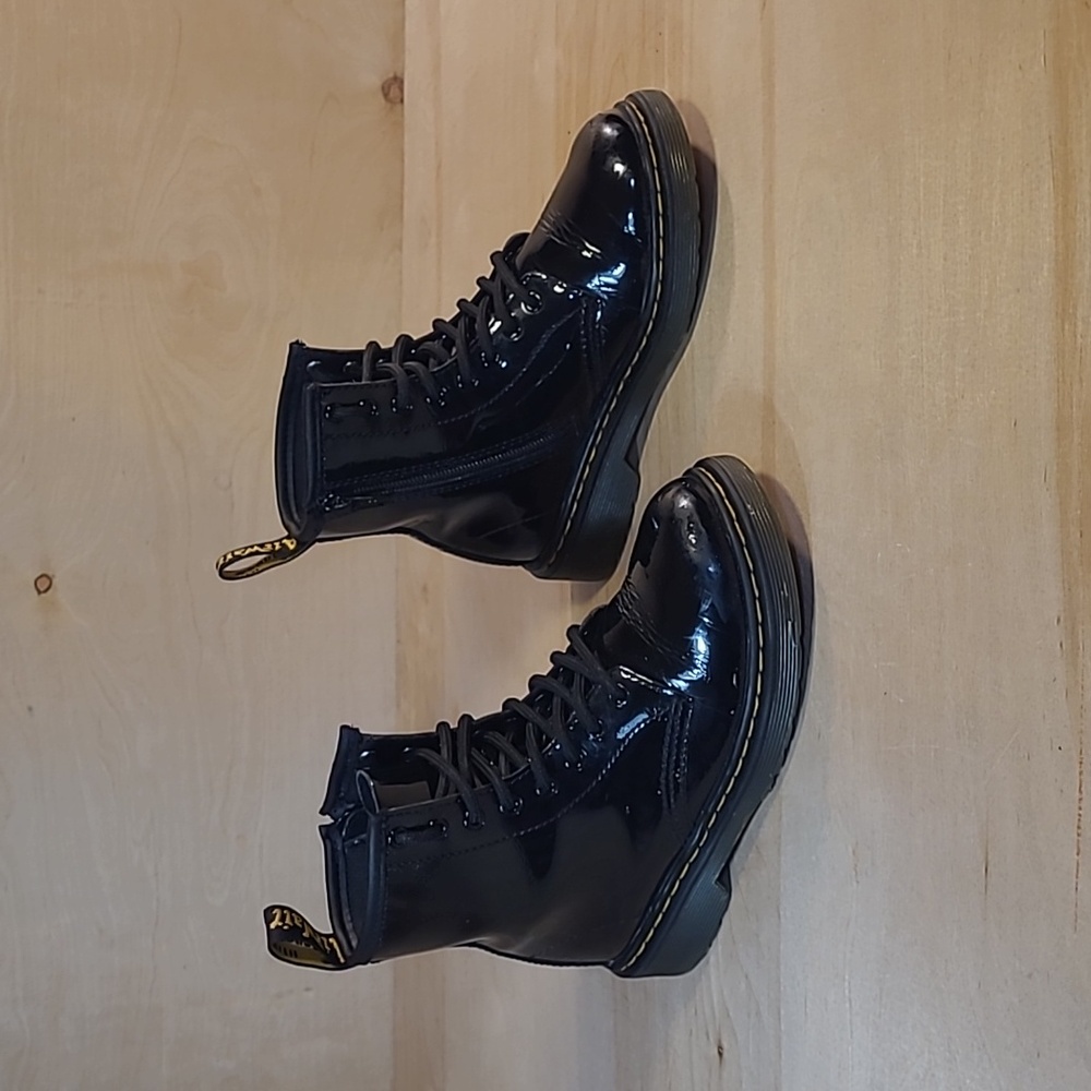 Dr. Martens 1460 J Black Patent Leather Kids Boots Size 1 Youth - Picture 6 of 14